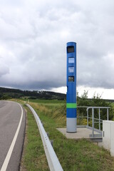 Mauts&auml;ule an einer Bundesstra&szlig;e.