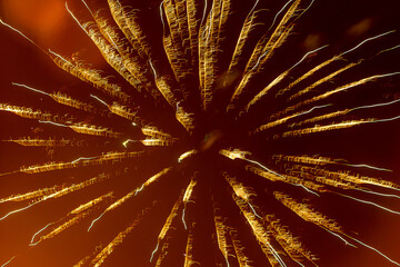 Desenho randômico causado por fogos de artificio  
