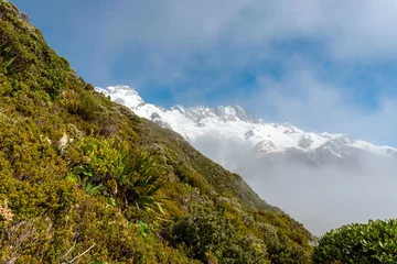 Crédence de cuisine en verre imprimé Aoraki/Mount Cook Vue nuageuse sur le mont Aoraki depuis la route Mueller Hut, parc national du mont Aoraki en Nouvelle-Zélande