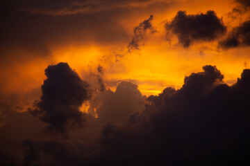 Atardecer violento_02, acercamiento