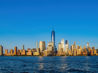 Fototapeta premium Sunny view of the famous Manhattan skyline