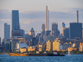 Naklejka premium Six helicopter flying around the Manhattan city