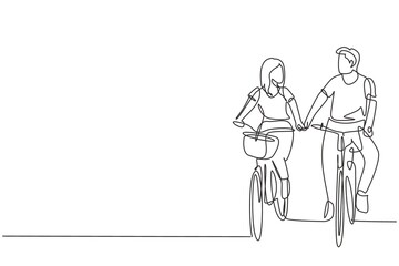 Fototapeta na wymiar Continuous one line drawing happy couple cycling outdoors in summer. Romantic cycling couple holding hands. Togetherness of young husband and wife. Single line draw design vector graphic illustration