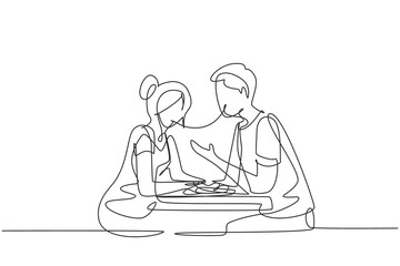 Fototapeta na wymiar Single one line drawing young couple eating spaghetti together. Celebrate anniversaries and enjoy romantic dinner at modern restaurant. Modern continuous line draw design graphic vector illustration