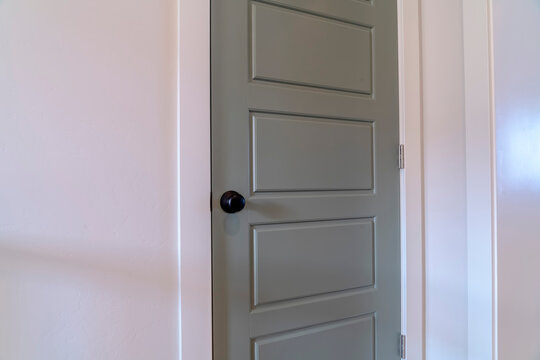 Bedroom gate clearance