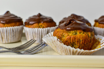 banana bread muffins with chocolate