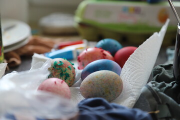 Ostereier F&auml;rben