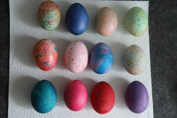 Ostereier F&auml;rben