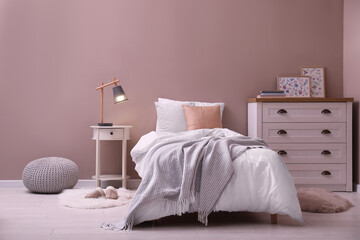 Cozy bed with soft linens in light room - obrazy, fototapety, plakaty