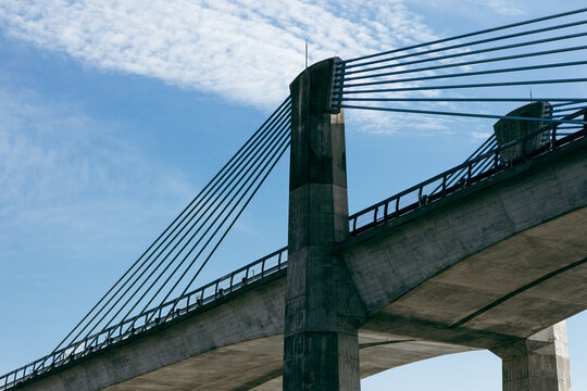 Sky and bridge © MORNINGS