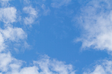 Naklejka premium Blue sky and cirrus clouds, can be used as background.