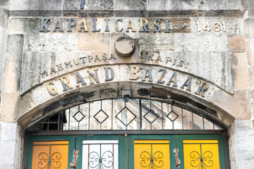 Obraz premium Gate entrance to Grand Bazar in Istanbul, Turkey