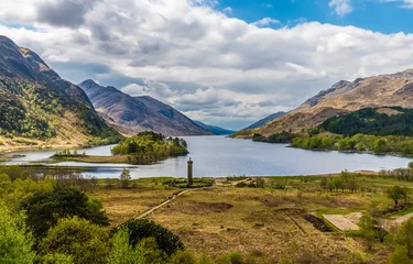 Fototapete Glenfinnan-Viadukt A view over the shoreline down the length of Loch Shiel, Scotland on a summers day