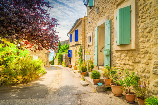 Fototapeta beautiful old town of Provence