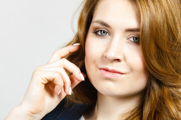 Obraz premium Woman with long healthy brown hair