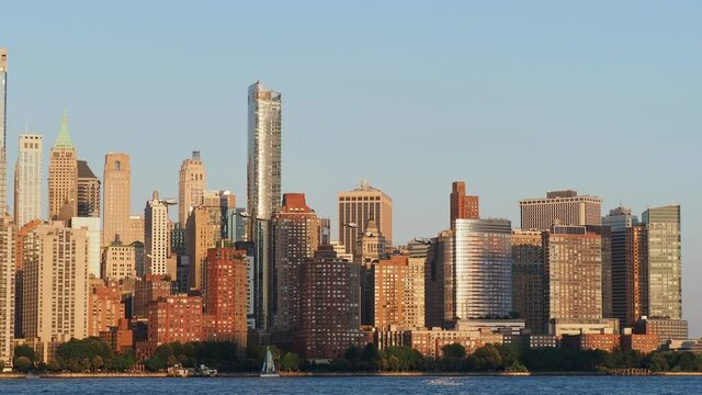 Six helicopter flying around the Manhattan city