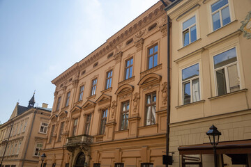 Fototapeta na wymiar building in the center old town