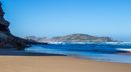 Obraz premium The Robberg Nature Reserve is on the Garden Route just outside Plettenburg Bay in South Africa