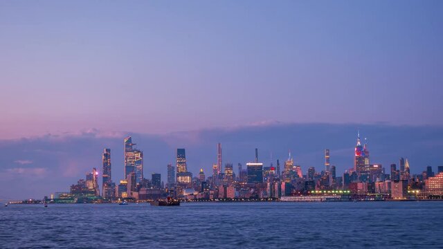Afternoon to sunset time lapse of the famous Manhattan skyline