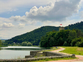 The Dunajec River and the lookout tower with the Polish flag