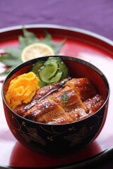 彩り鰻丼1