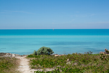 Cayo Santa María landscape, in Cuba. Turquoise ocean and perfectly flat and straight horizon line.