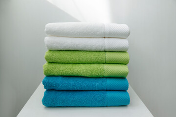 자연스럽게 연출한 다양한 타올