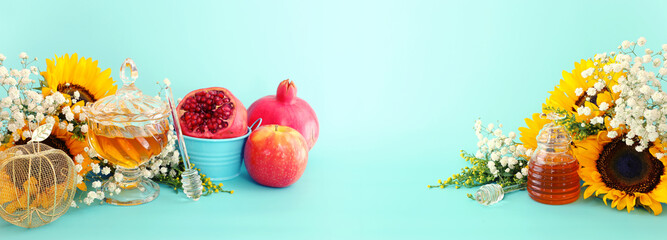 honey, pomegranate and apple. Rosh hashanah (jewish New Year holiday) concept. Traditional symbol
