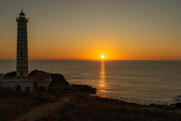 tramonto sulla isola di ustica
