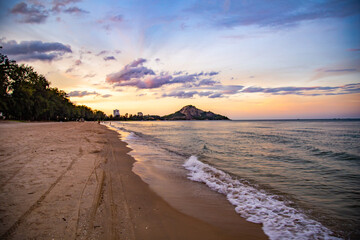 Obraz premium Suan Son Pradipat Beach at sunset in Prachuap Khiri Khan, Thailand