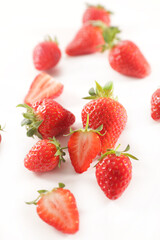 Fototapeta na wymiar fresh strawberry on white background