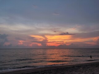 Obraz premium sunset on the beach