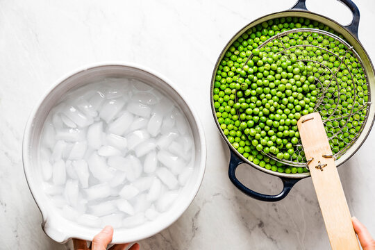 Blanched Green Peas, the preparation and process.