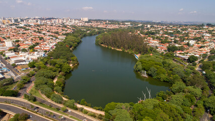 Aerial drone images from the Taquaral park in Campinas, S&atilde;o Paulo. With a view to Cambu&iacute;.