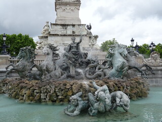 fontaine des girondins bordeaux