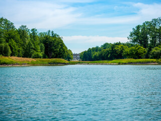 Der Chiemsee an einem sonnigen Sommertag