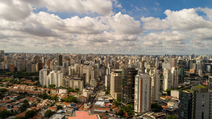 Aerial view of the Itaim Bibi region, with Av. Paulista and Ibirapuera Park in the background