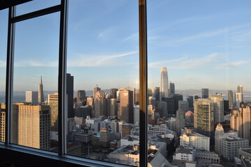 Fototapeta na wymiar vue d'un hôtel a San Francisco