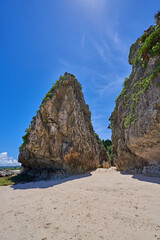 Fototapeta na wymiar 備瀬のワルミ 沖縄の自然が作った神秘的な風景