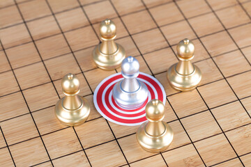 The silver pawn surrounded by golden pawns is in the bull's-eye
Chess 