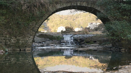 The old arched stone bridge view located in China