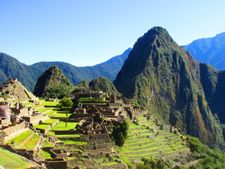 Explorando las Ruinas de Machu Picchu, Maravilla del Mundo, Perú.
