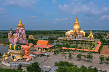Naklejka premium Wat Phrong Akat in Chachoengsao in Thailand