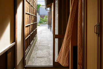 古民家の裏口、勝手口