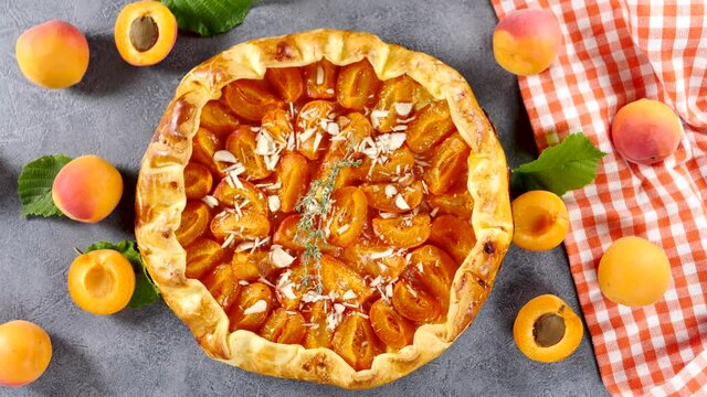 apricot tart