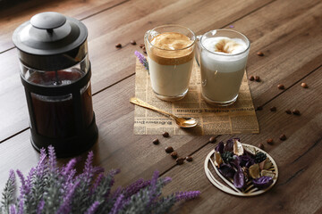 Obraz na płótnie Canvas cappuccino and lavender 