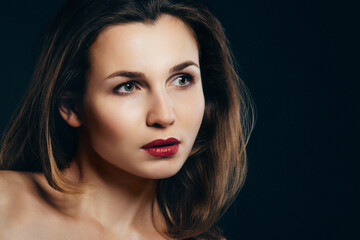 Naklejka premium girl brunette beauty model in a black jacket