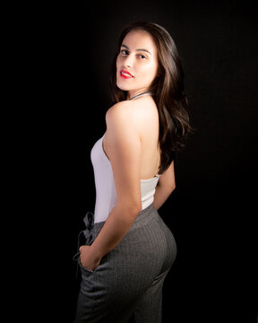 Mujer posando 5