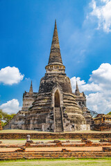 Fototapeta premium Wat Phra Si Sanphet in Phra Nakhon Si Ayutthaya, Historic City of Ayutthaya, empty during covid, Thailand