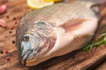 Peixe grande fresco